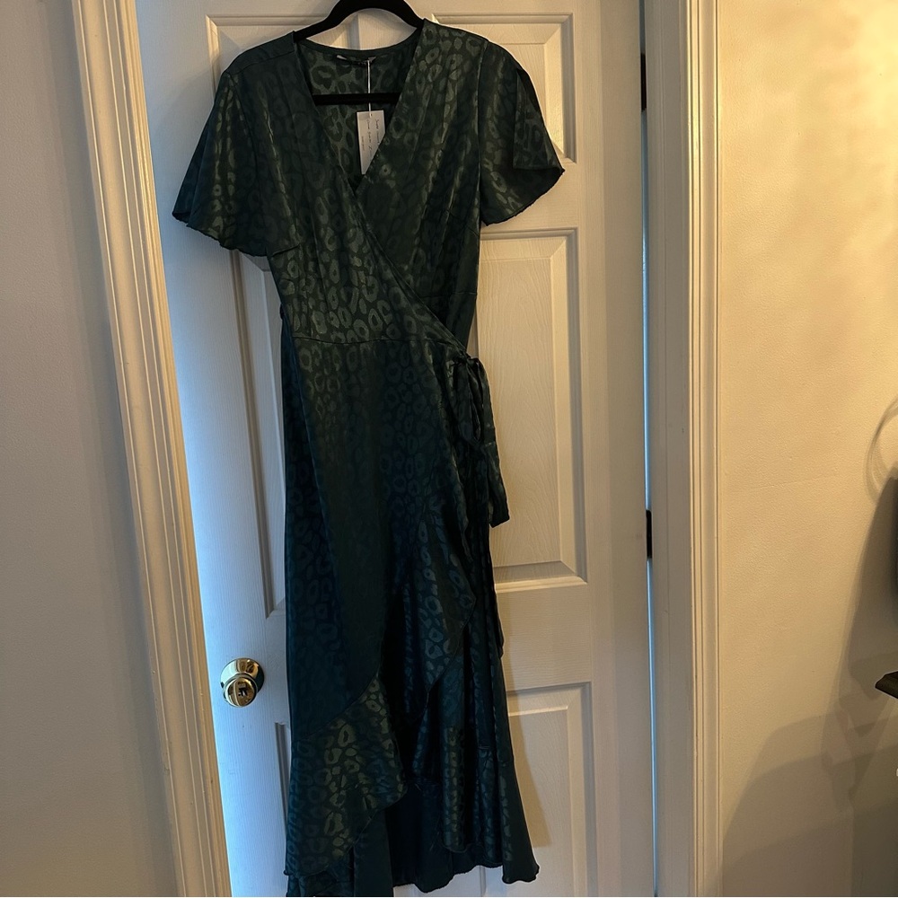 Elegant Green Wrap Dress